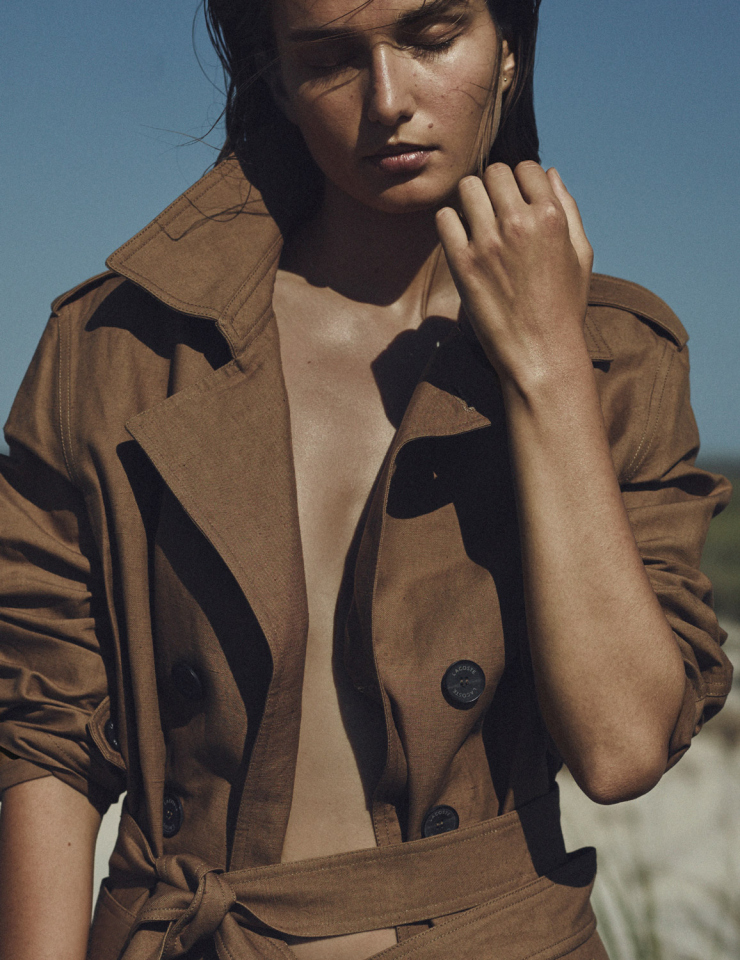 Andreea Diaconu by Annemarieke van Drimmelen for Vogue Netherlands October 2015 (10)