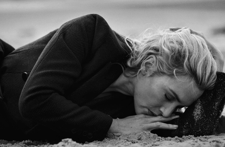 Kate Winslet by Peter Lindbergh for Vogue Italia November 2015
