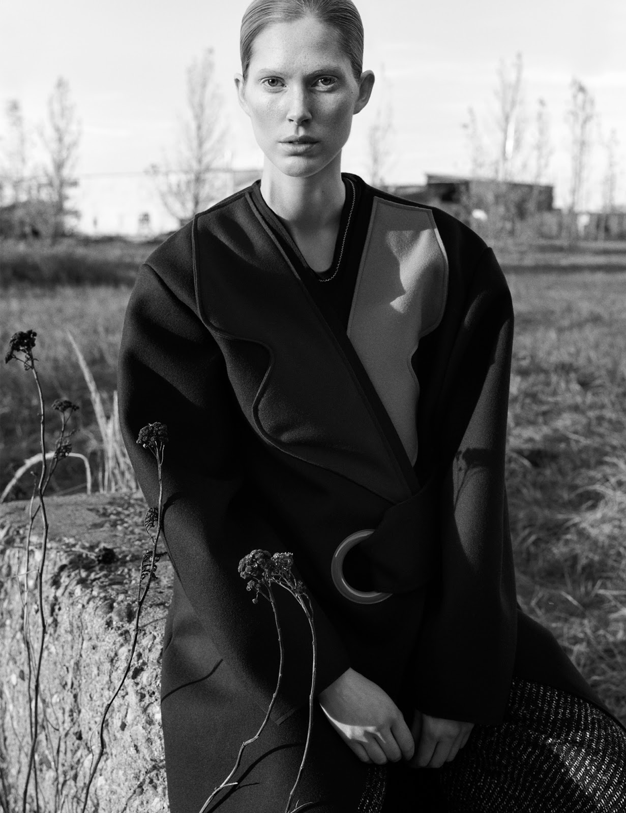 Carmen Kass by Sascha Oda for Cover Magazine September 2015 - Fashion  Editorials - Minimal. / Visual.