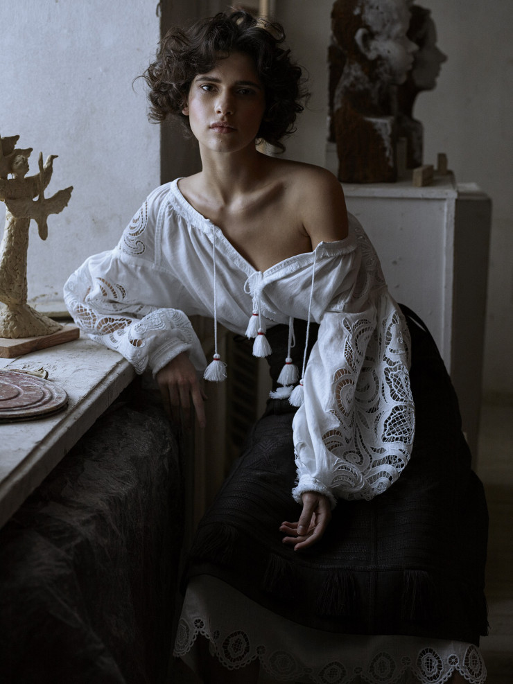 Iana Godnia By Phil Poynter For Vogue Ukraine March 2016