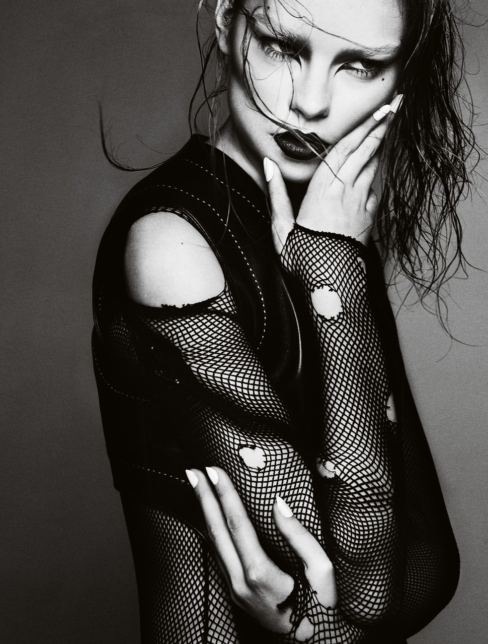 Gwen Loose in Azzedine Alaia by Txema Yeste for Virgine Magazine Spring ...