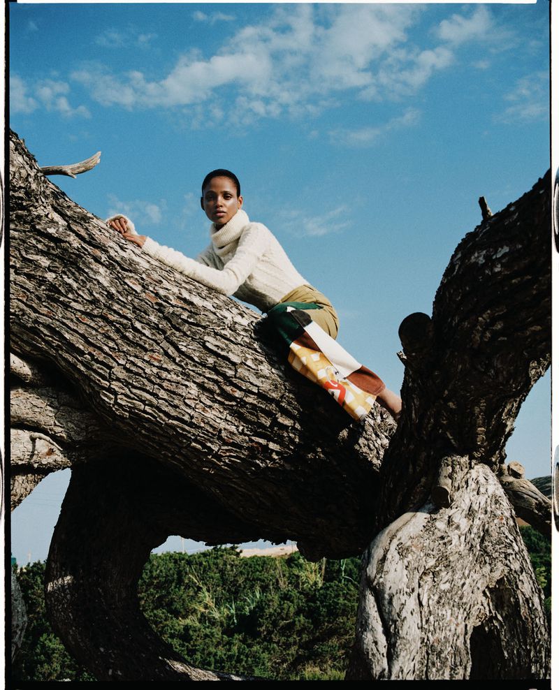 Aya Jones in Jacquemus by Dan Beleiu for Vogue Spain September 2019 ...
