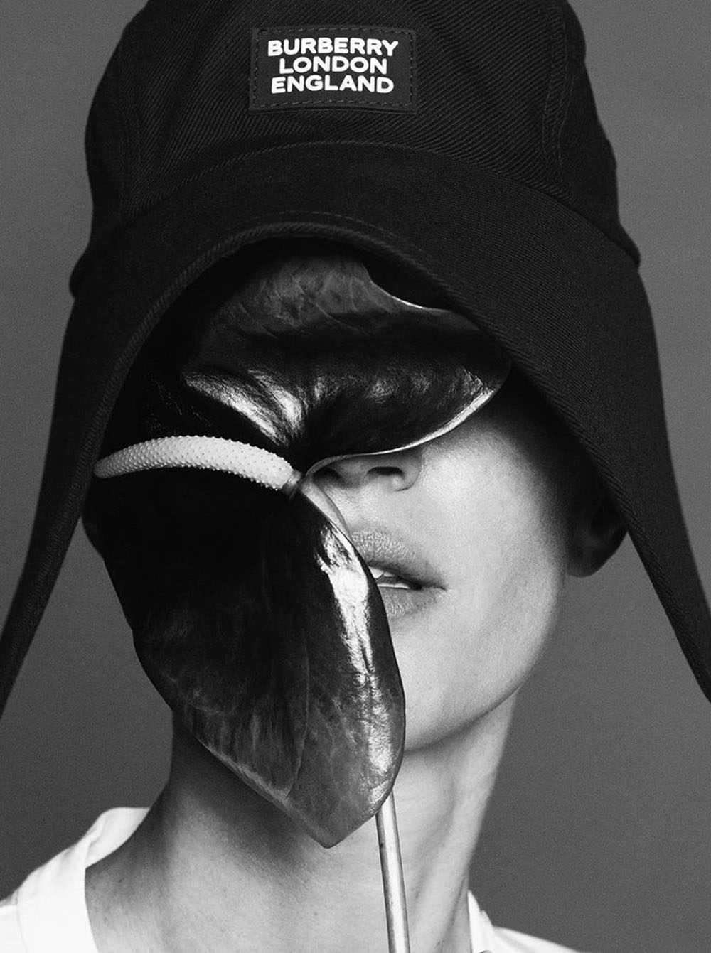 Gisele Bundchen by Iango Henzi & Luigi Murenu for Vogue Brazil May 2020