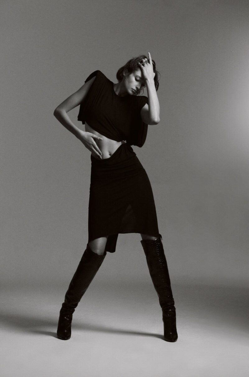 Alexandra Agoston by Mariana Maltoni for Elle UK March 2020 - Fashion ...