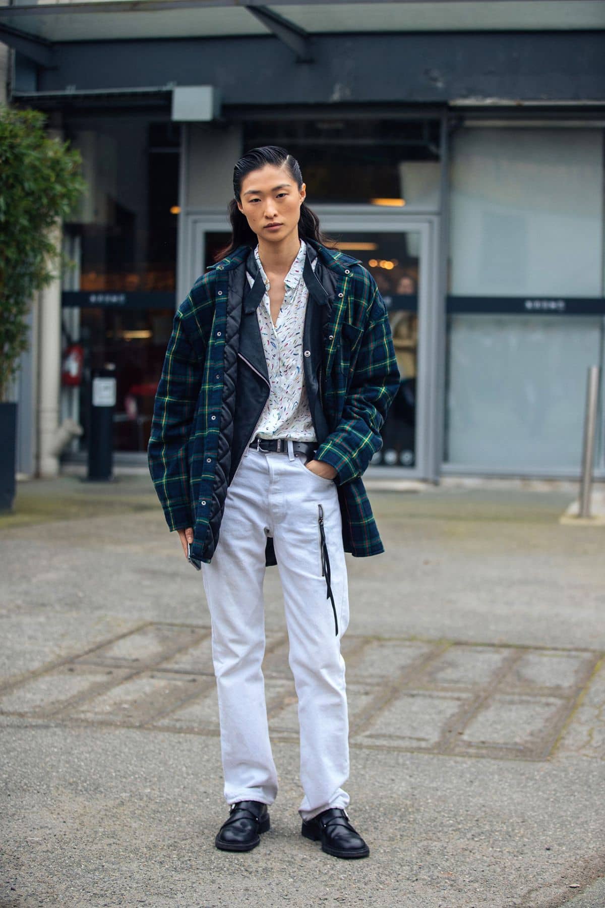 Chu Wong Street Style at Paris Fashion Week Fall-Winter 2020 by Melodie Jeng