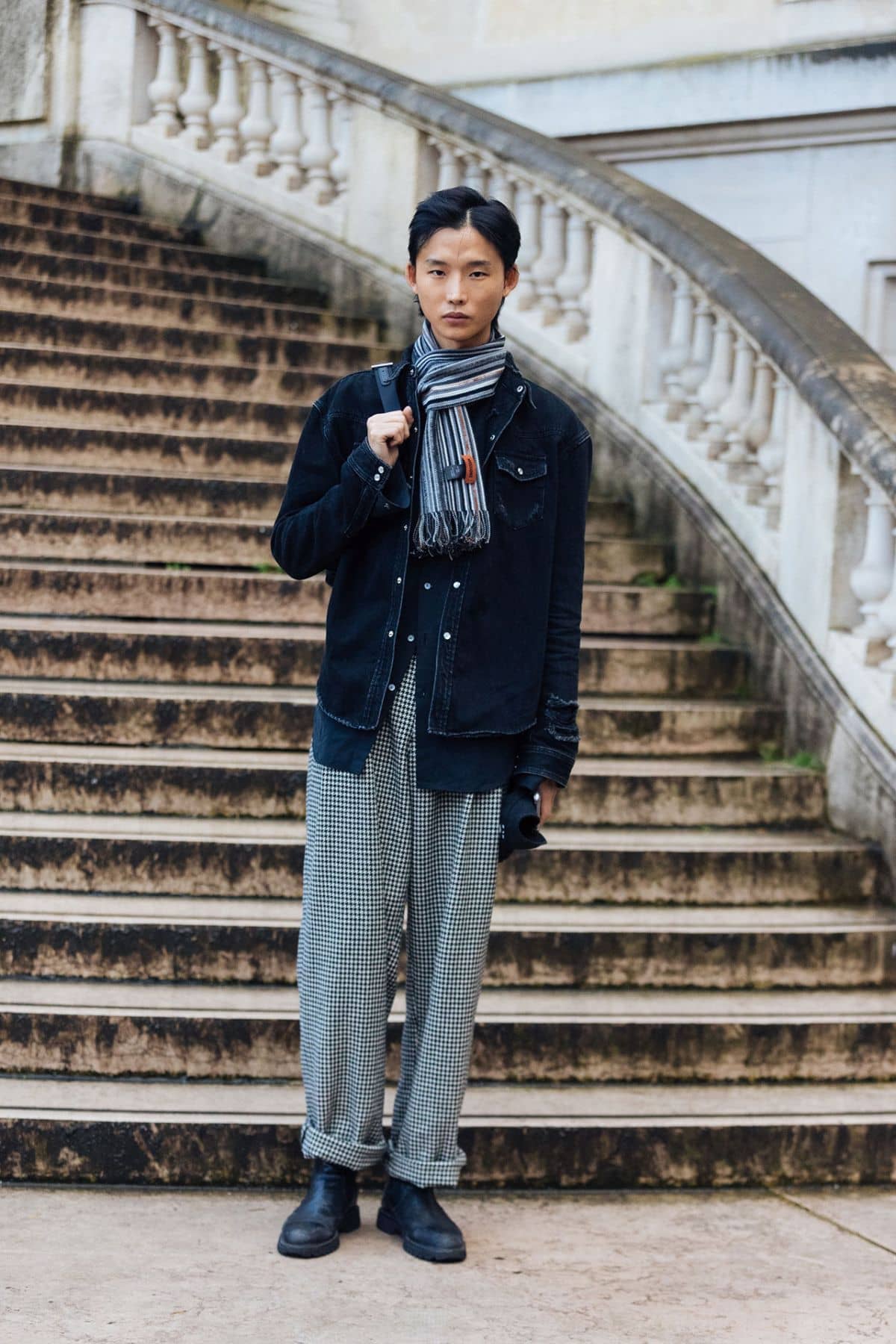 So Jin Street Style at Paris Fashion Week Fall-Winter 2020 by Melodie Jeng