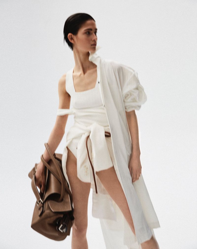 Ana Gavino Osorno by Rocio Ramos for Vogue Czechoslovakia June 2021