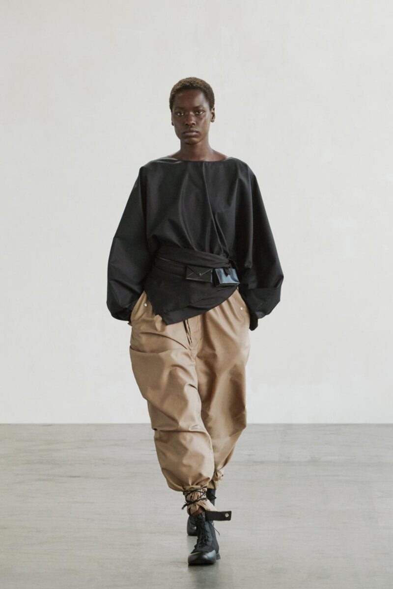 The Row Spring 2022 Lookbook by Jody Rogac & Brian Molloy - Lookbooks ...