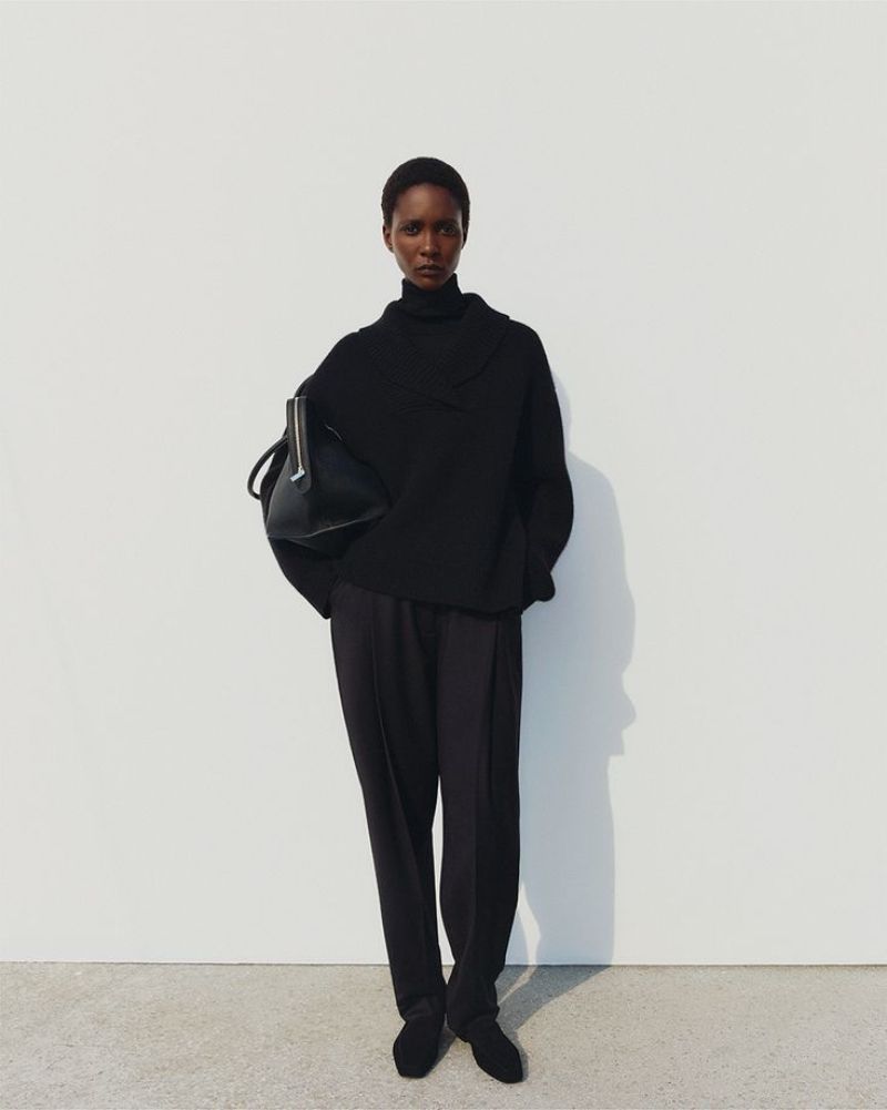 In Focus: Mahany Pery for Toteme Fall-Winter 2021 Ad Campaign