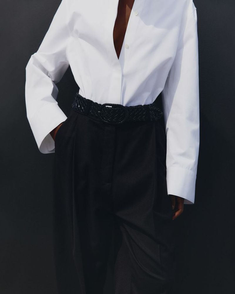  Clothing: Toteme White Signature cotton-poplin shirt Stylist: Linn Hagglund. Makeup Artist: Regina Tornwall