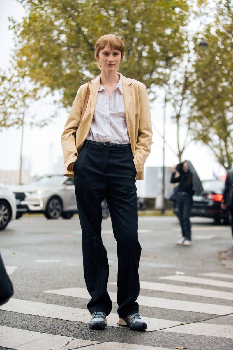 Street Style at Paris Fashion Week Spring 2022 - Minimalist Street ...