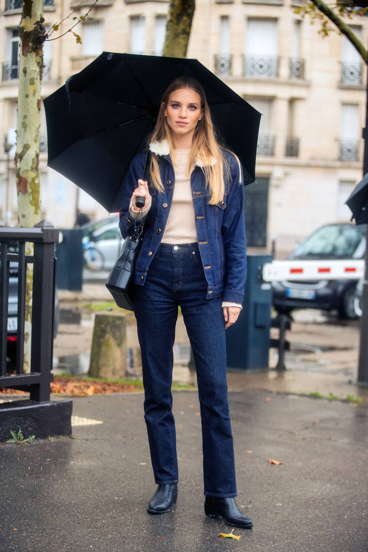 Rebecca Leigh Longendyke Street Style at Paris Fashion Week Spring 2022