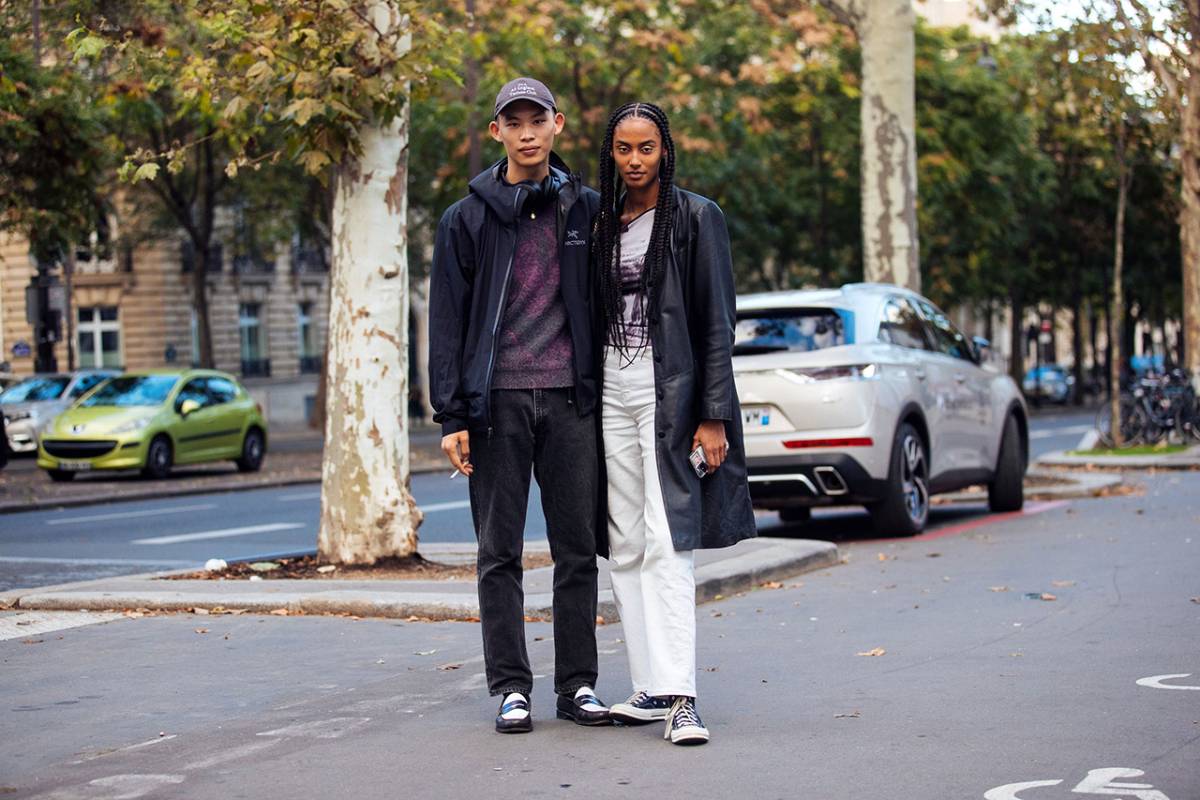 Yura Nakano & Sacha Quenby Street Style at Paris Fashion Week Spring 2022 by Melodie Jeng