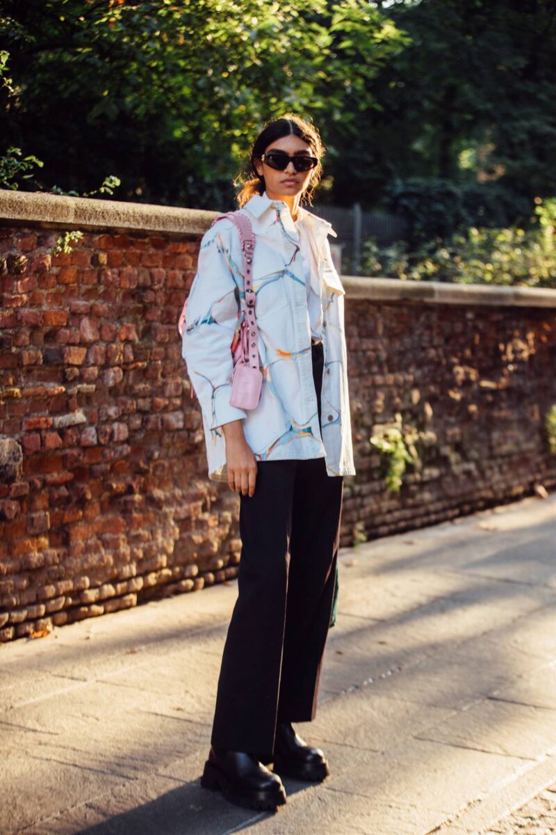 Street Style at Milan Fashion Week Spring 2022 - Minimalist Street ...