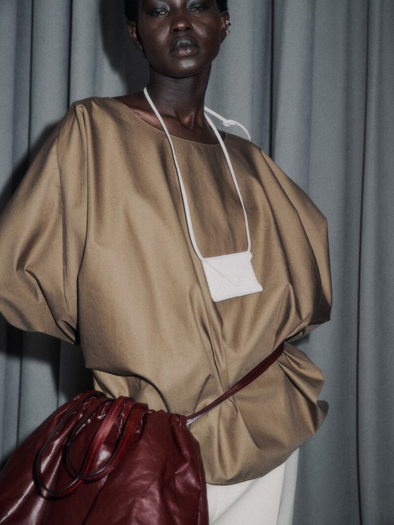 Aweng Chuol By Nagi Sakai For Vogue Espana December 2021 Fashion Editorials Minimal Visual 5957