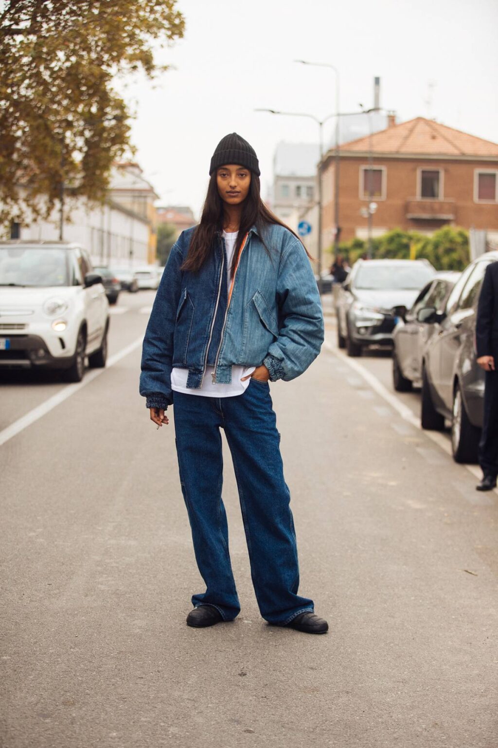 Street Style At Milan Fashion Week Spring 2022 - Minimalist Street ...