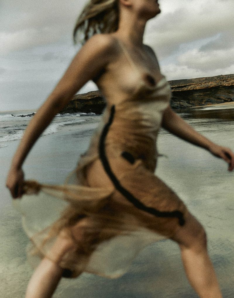 Iris Bakker by Walter Pierre for Annabelle Magazine July 2022