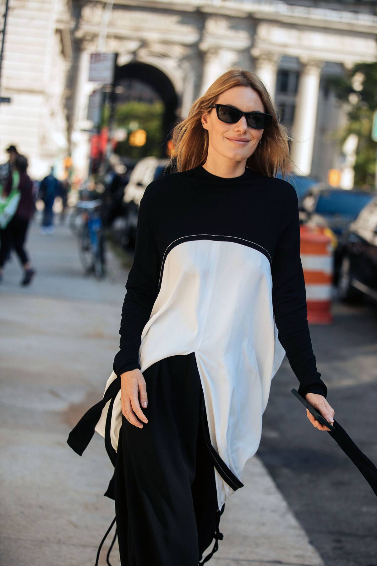 Camille Rowe Street Style at New York Fashion Week Spring-Summer 2023