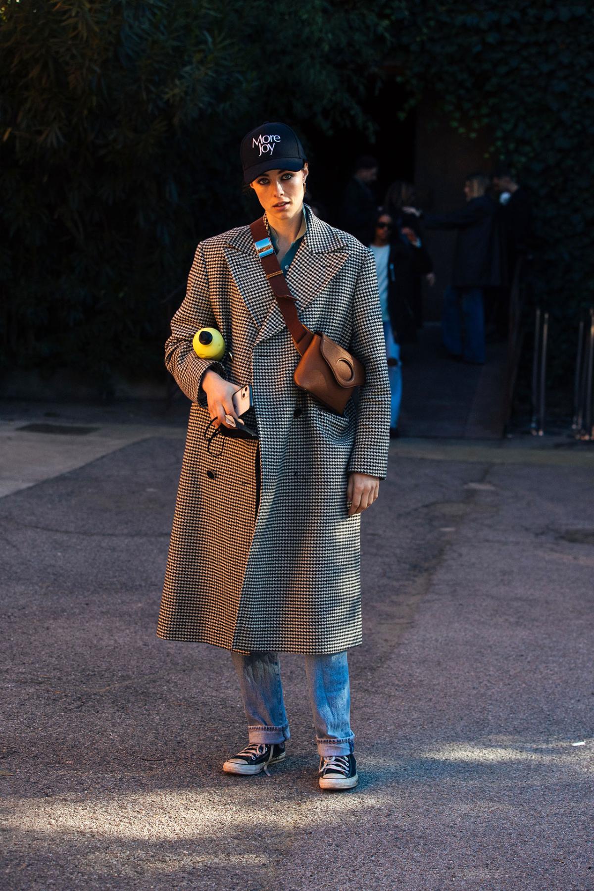 Edie Campbell Street Style at Milan Fashion Week Fall-Winter 2022