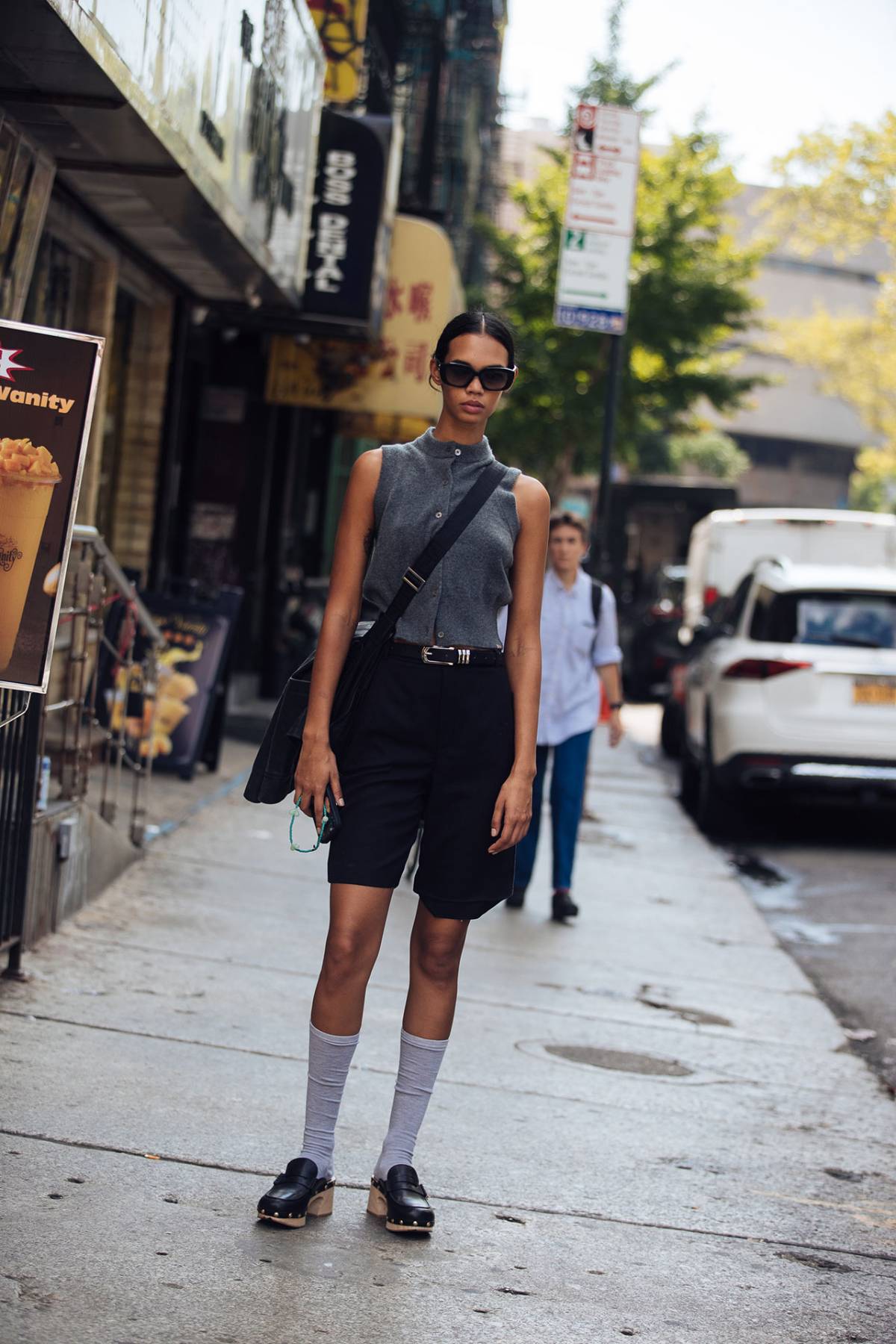 Jordan Daniels Minimalist Street Style at New York Fashion Week Spring-Summer 2023 by Melodie Jeng