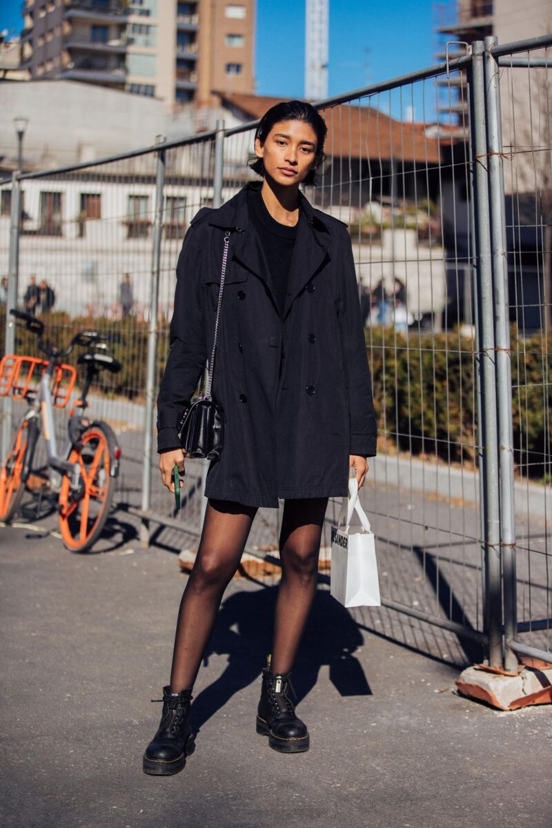 Street Style at Milan Fashion Week Fall-Winter 2022 - Minimalist Street ...