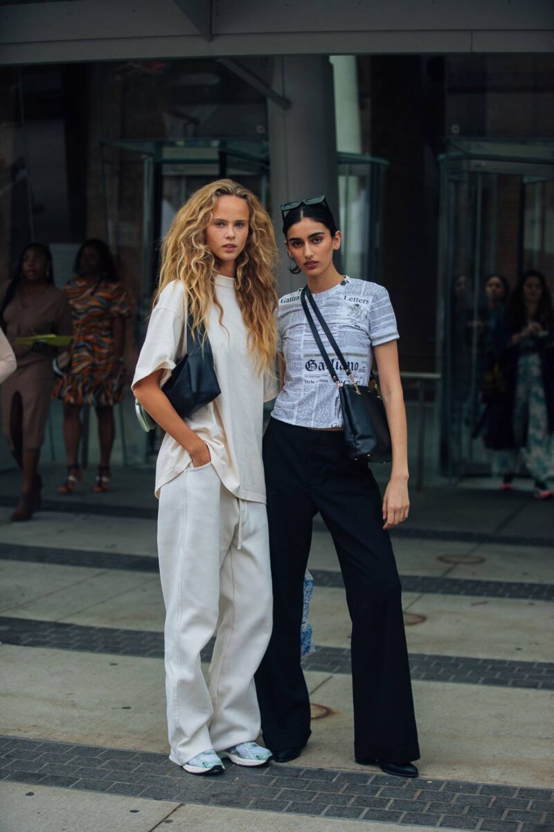 Model Street Style at New York Fashion Week Spring-Summer 2023 ...