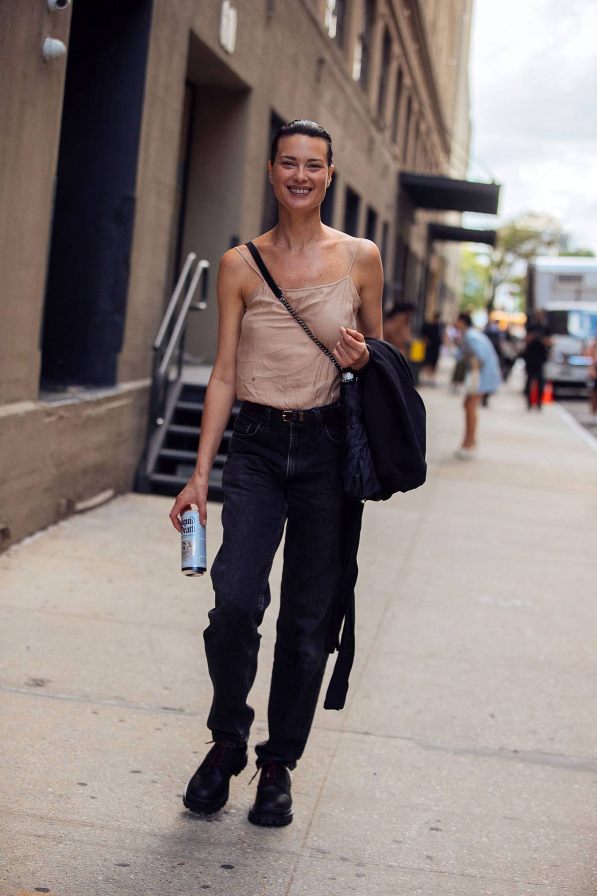 Shalom Harlow Minimalist Street Style at New York Fashion Week Spring-Summer 2023