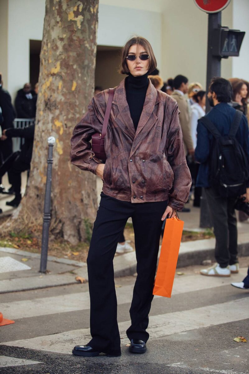 Model Street Style at Paris Fashion Week Spring-Summer 2023