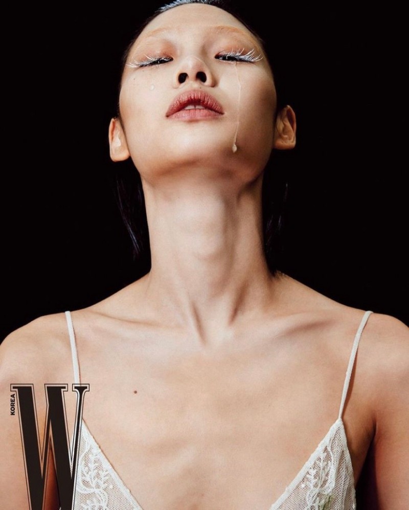 Hoyeon Jung by Mok Jungwook for W Magazine Korea May 2021 - Fashion  Editorials - Minimal. / Visual.