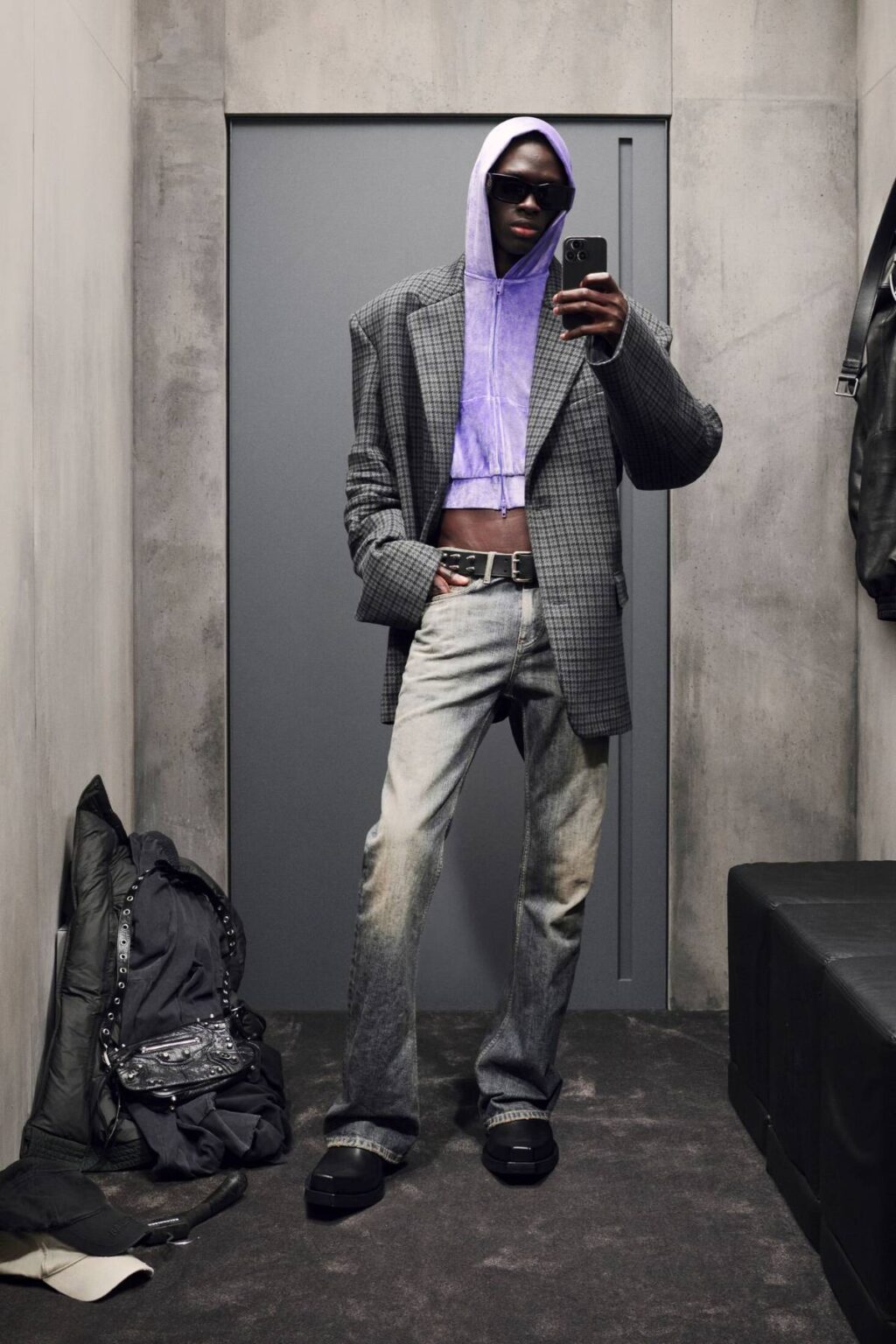 Fitting Rooms: Balenciaga Fall 2023 Ad Campaign - Fashion Campaigns ...