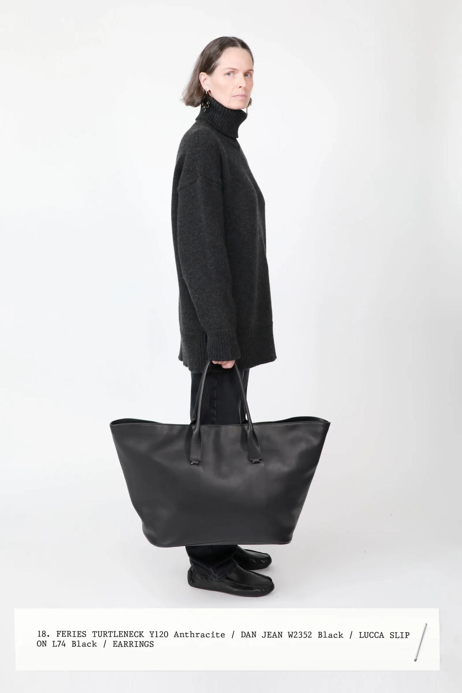 Minimal Fashion Tote Bag