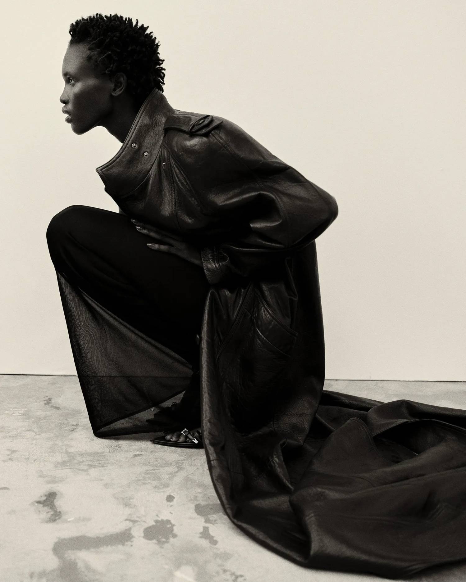Annabel Van Tilborg by Olu Odukoya for Modern Matter Spring-Summer 2023 -  Fashion Photography - Minimal. / Visual.