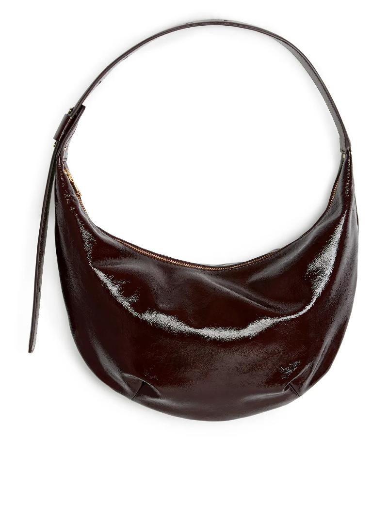 Mid Size Curved Shoulder Bag Burgundy ARKET