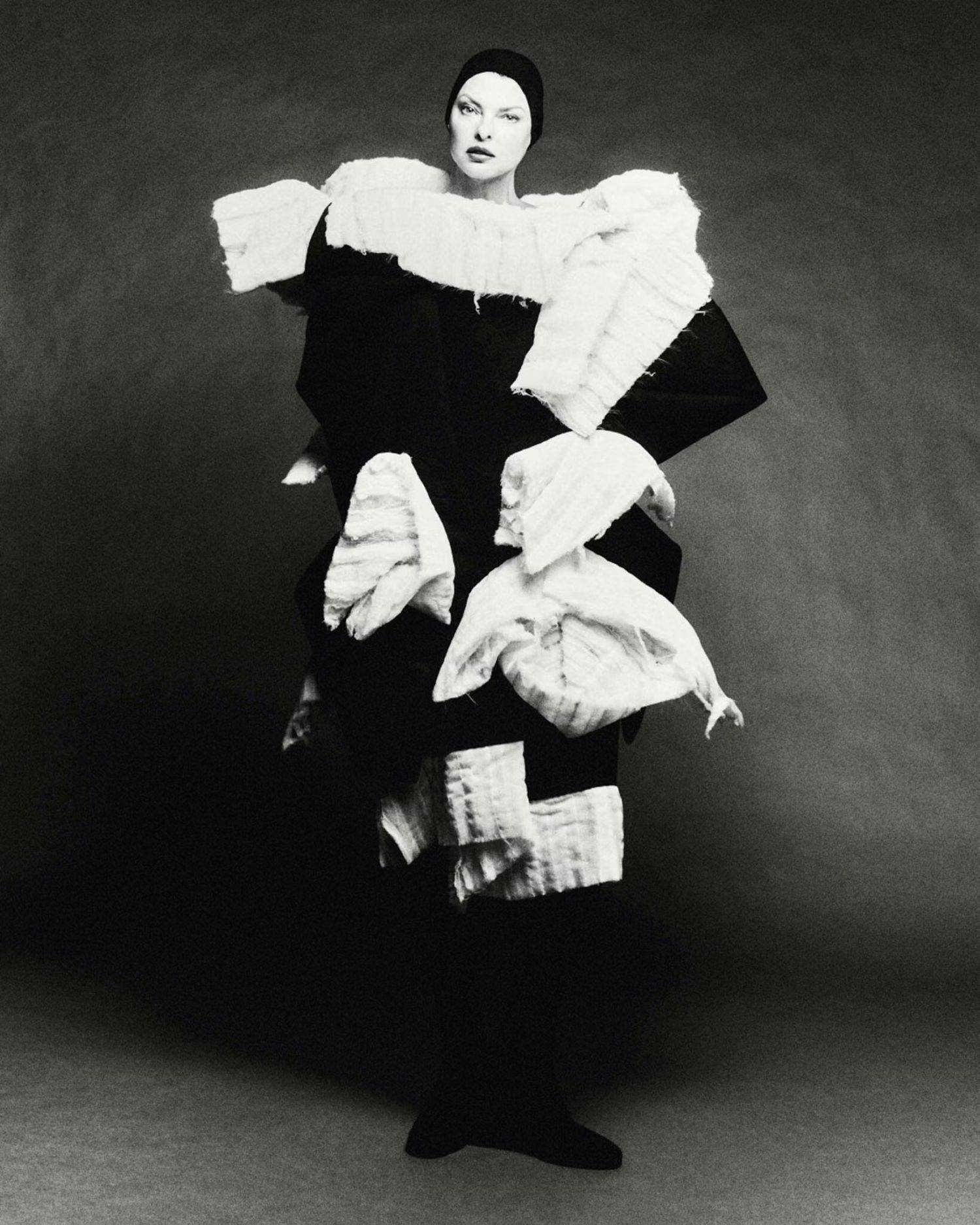 Linda Evangelista in Comme des Garcons by Robin Galiegue for D Repubblica Magazine September 2023
