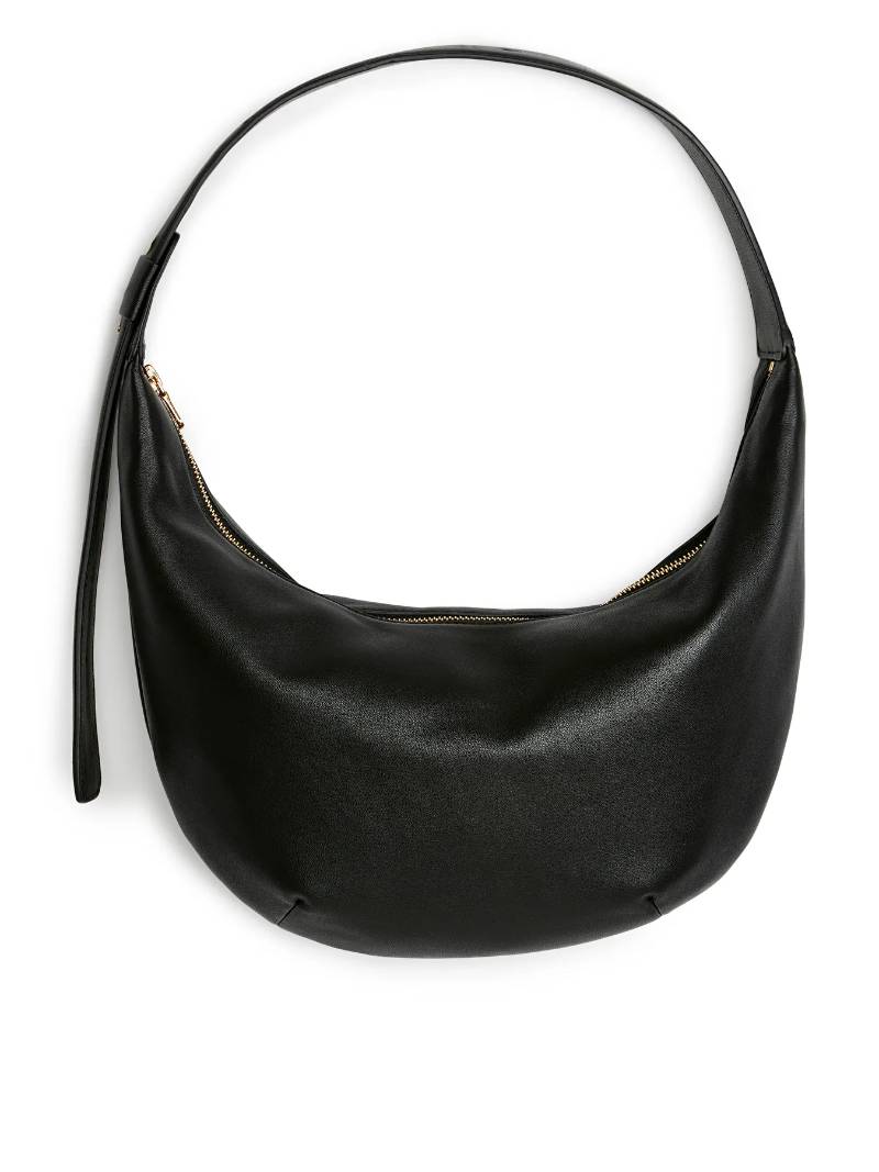 Mid Size Curved Shoulder Bag - Black - ARKET