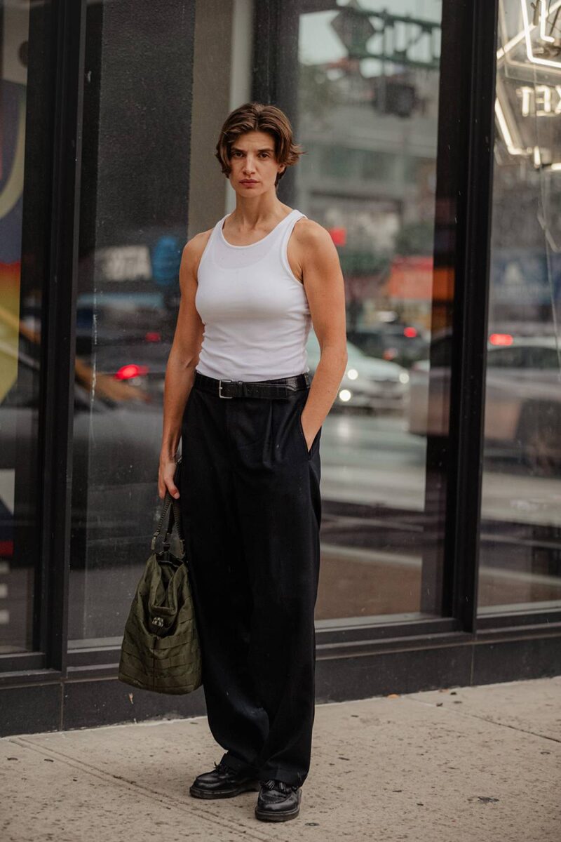 NYFW Spring Summer 2024 Streetwear Trends Minimalist Street Style   Florence Huntington Whiteley NYFW Spring Summer 2024 Streetwear Trends 800x1200 