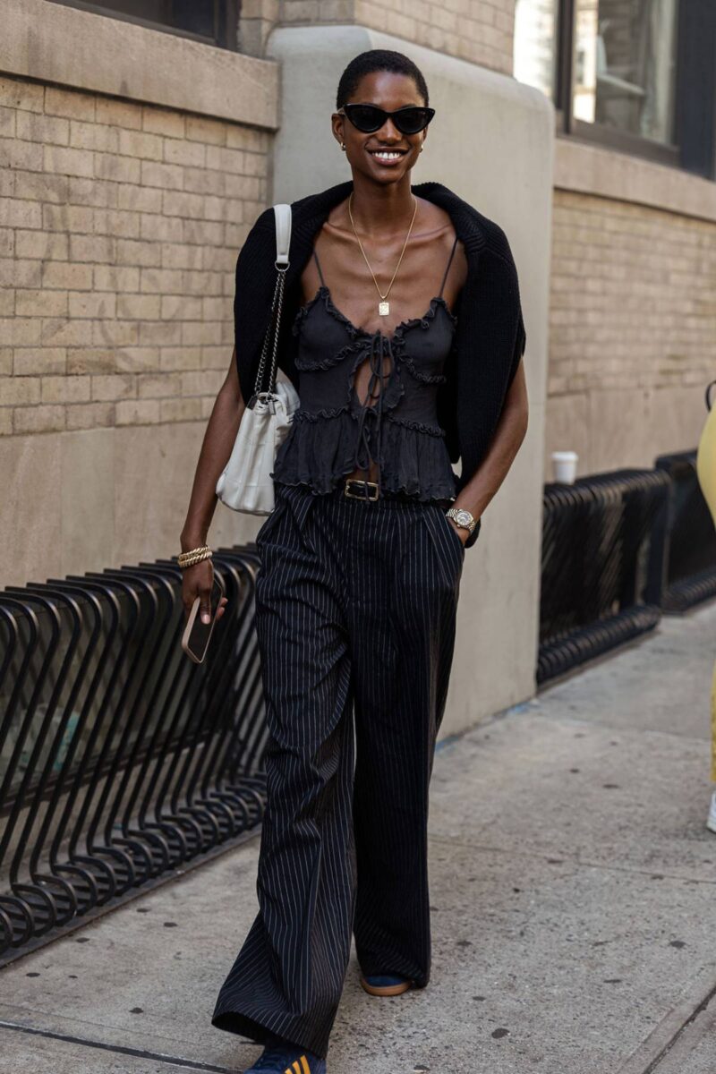 NYFW Spring Summer 2024 Streetwear Trends Minimalist Street Style   Tara Falla NYFW Spring Summer 2024 Streetwear Trends 800x1200 