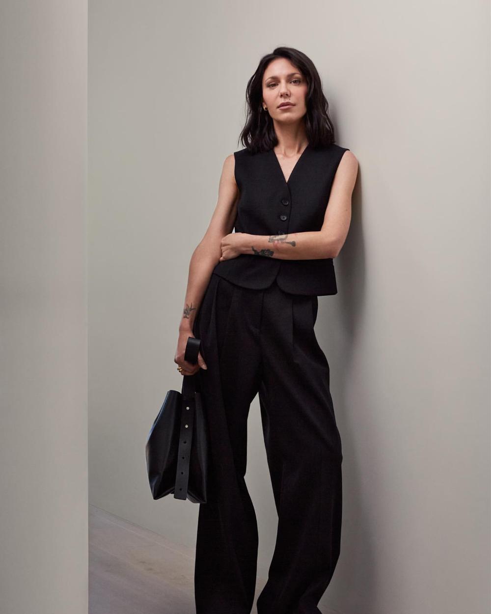 Petra Mackova Minimalist Outfits COS Black Tailored Vest and Trousers, COS Black Tote Bag