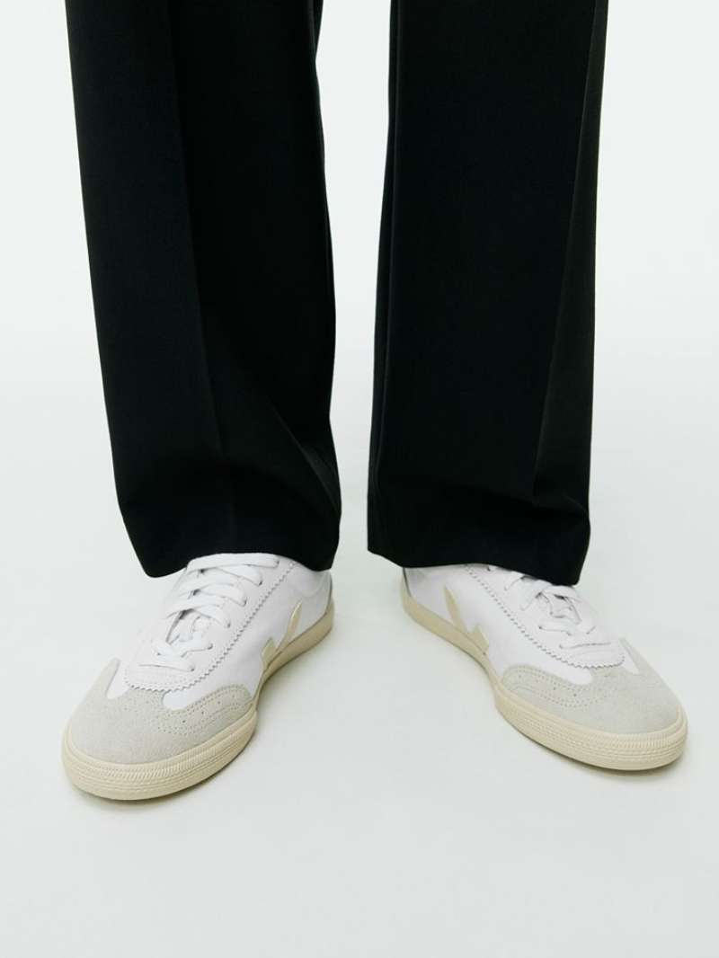 Veja Volley Trainers - White - ARKET