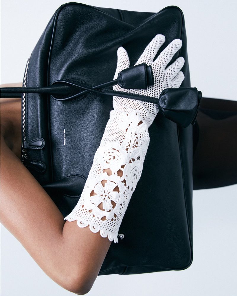 Aneken Zaldivar & Elisa Nijman by Tatiana and Karol for Magda Butrym Crochet Gloves