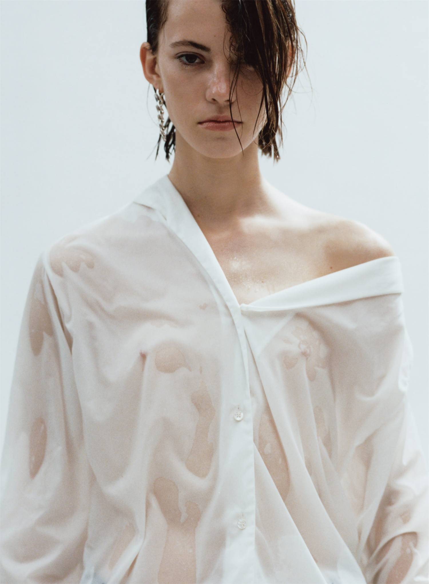 Minimalist Fashion Editorials