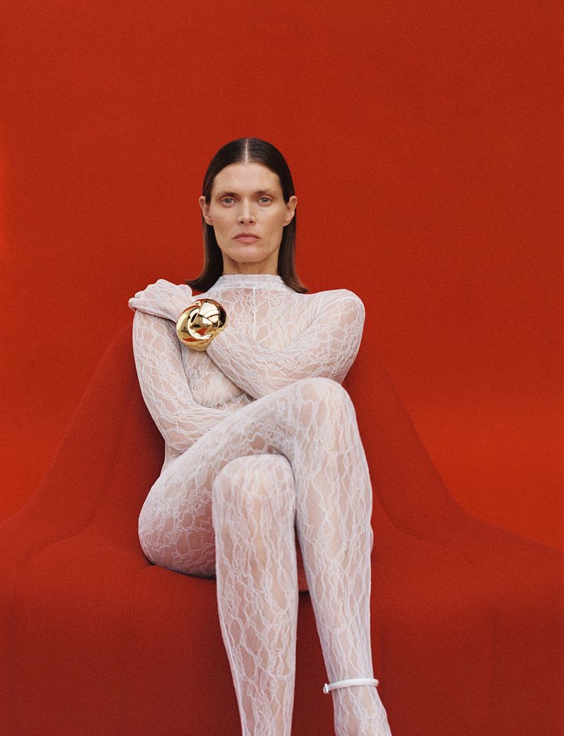 Minimalist Fashion Editorials, 00s Supermodel Style